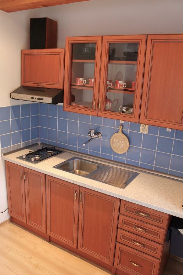 Cottage Near Slovakiaring Mihalfai Majer ภายนอก รูปภาพ